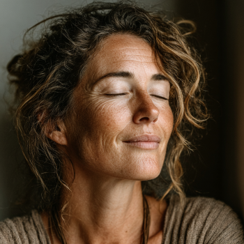 Людина виконує вправи для очей